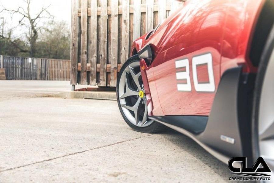 Детали экстерьера Ferrari SP30 2012 года  (фото 115 из 117)